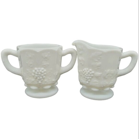 Vintage Westmoreland Grape Paneled Creamer & Sugar Dish Mid Century Farmhouse - Picture 1 of 9